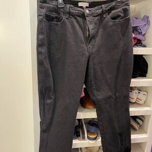 Arula Women's Black Straight Leg Pants